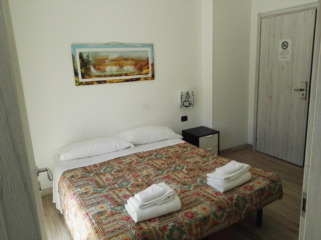 Hotel Paradise Bruzolo Eksteriør bilde